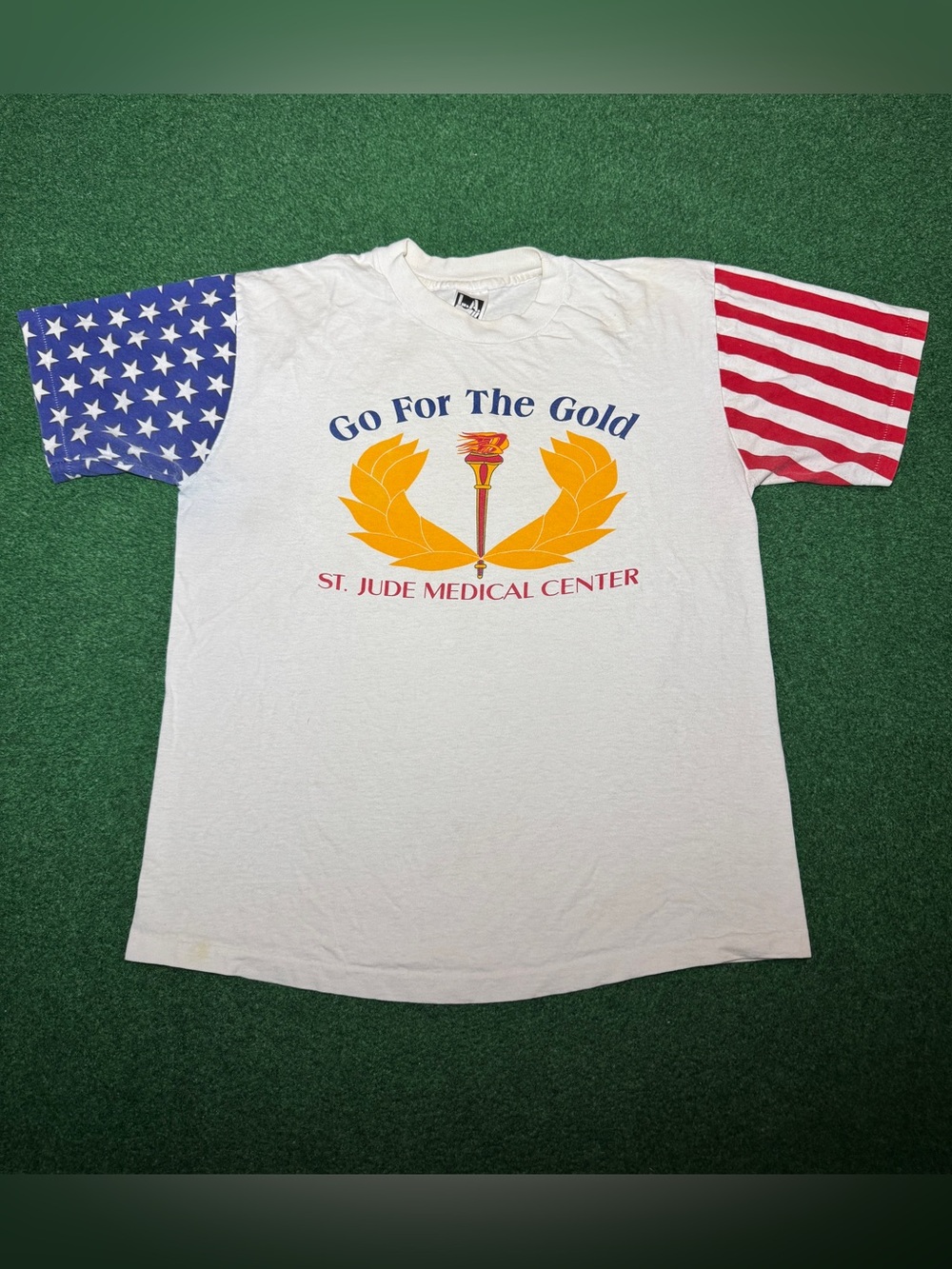 Go For Gold Olympics World Cup T Shirt Vintage 90s St Jude Medical Center Large